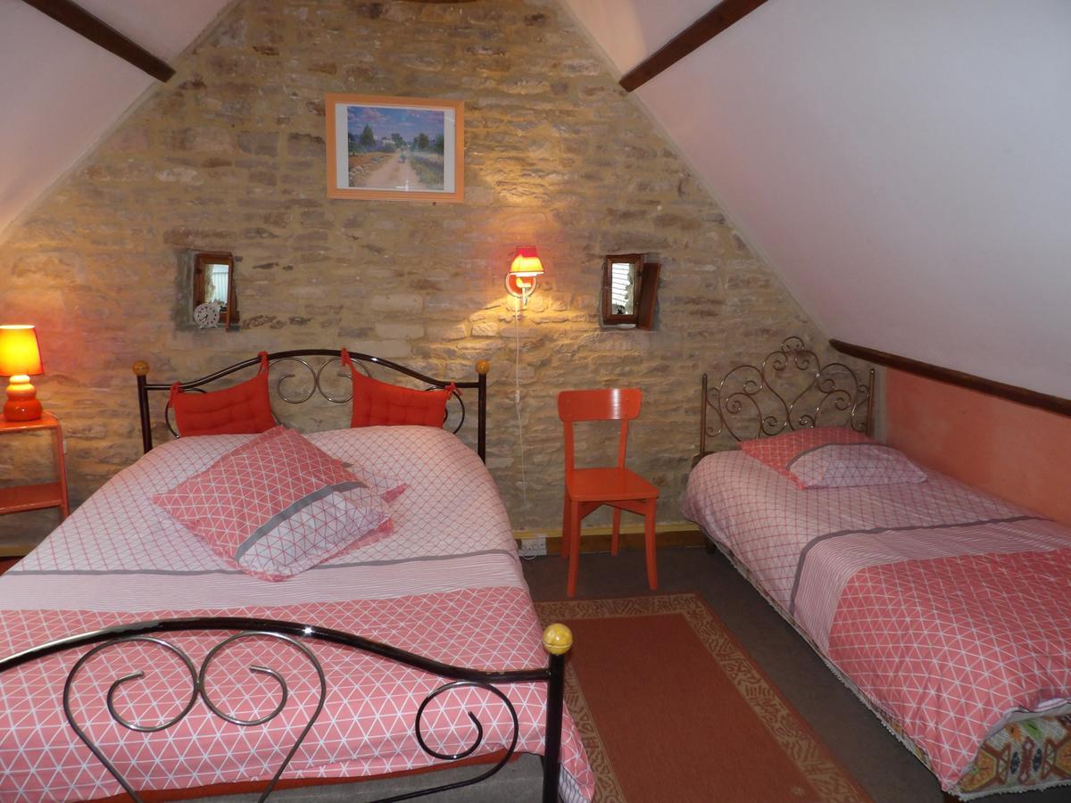 Chambres Et Tables D'Hotes A L'Auberge Touristique Meuvaines Экстерьер фото